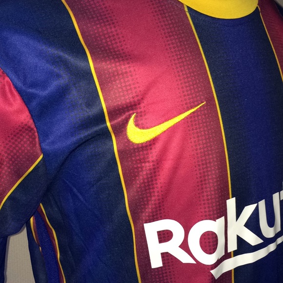 Barcelona Home Jersey - OPEN TO OFFERS!😊💵💵 - Picture 3 of 11